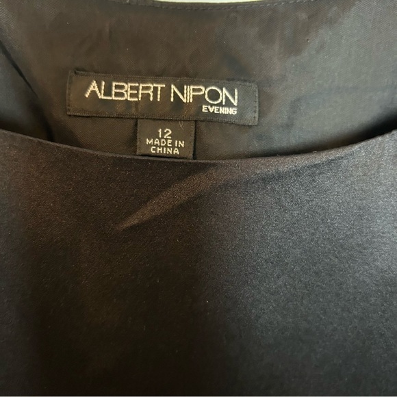 Albert Nikon Evening 100% Silk Sleeveless Cropped Tank w/ Side Zipper - Picture 5 of 8